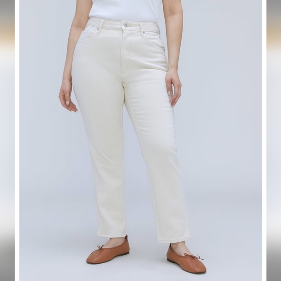 Everlane Denim - Everlane Cheeky Curvy Jean in Ecru Size 27 Regular